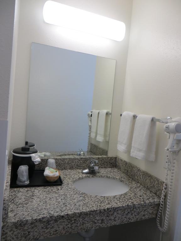 Travelodge By Wyndham Missouri Valley Ngoại thất bức ảnh