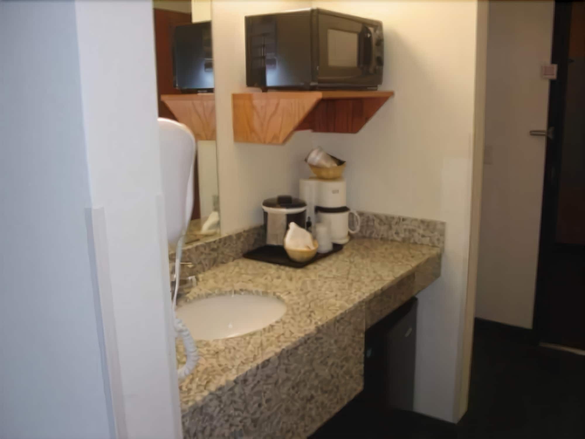 Travelodge By Wyndham Missouri Valley Phòng bức ảnh